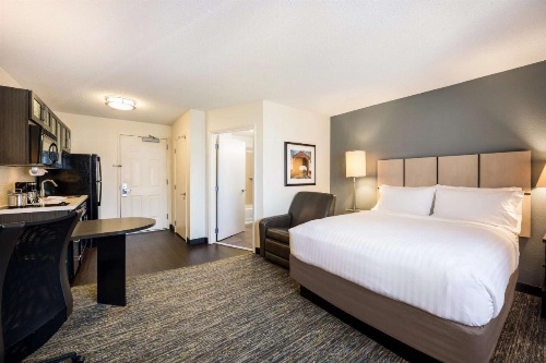 Sonesta Simply Suites Las Vegas Convention Center image 12