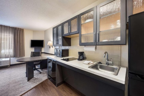 Sonesta Simply Suites Las Vegas Convention Center image 15